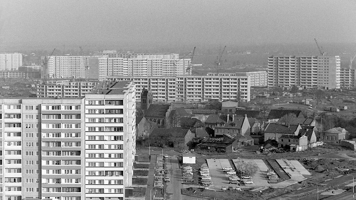 Historisches Bild der Großsiedlung Karl-Holtz.