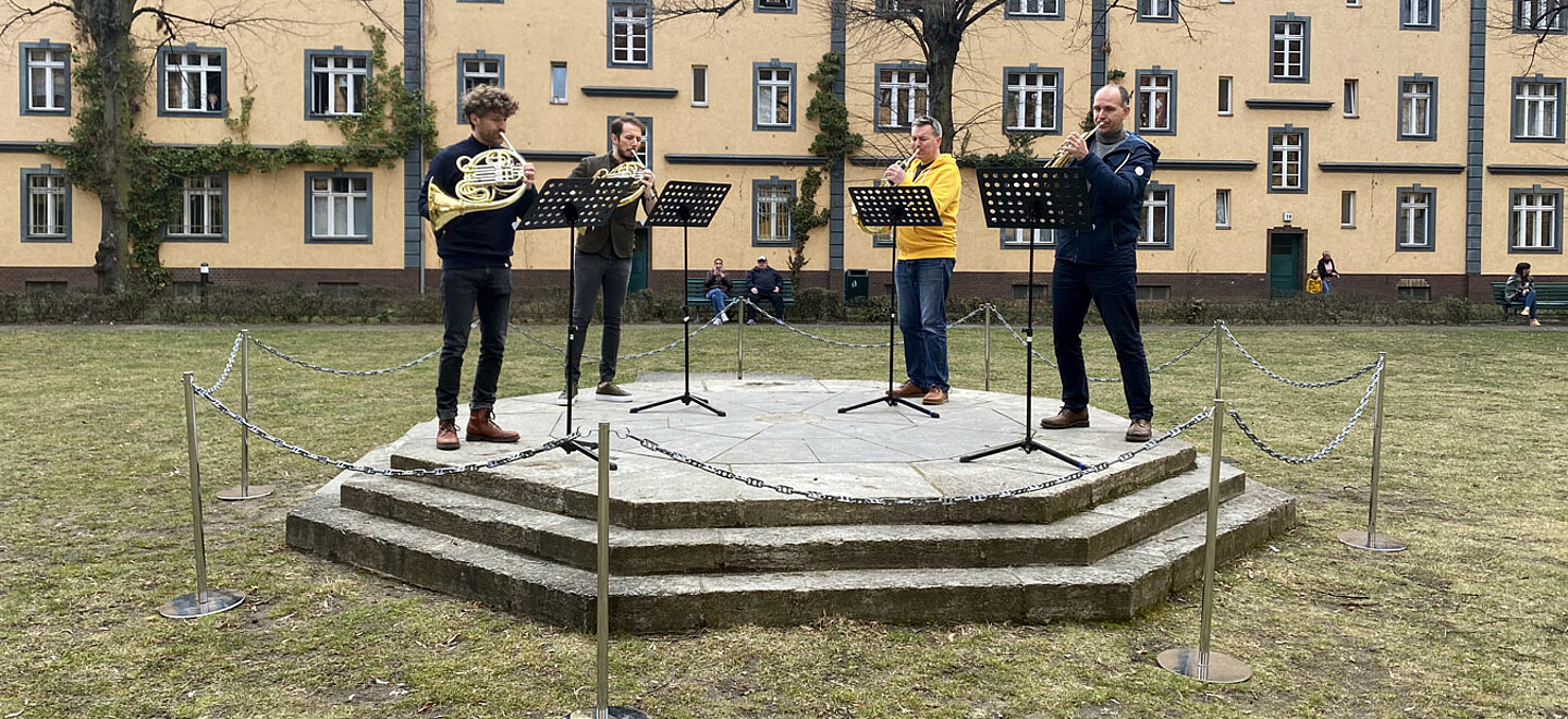 Musiker des Konzerthauses Berlin spielen in Lichtenberg